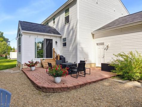 851 Susan Road Ravenna OH 44266