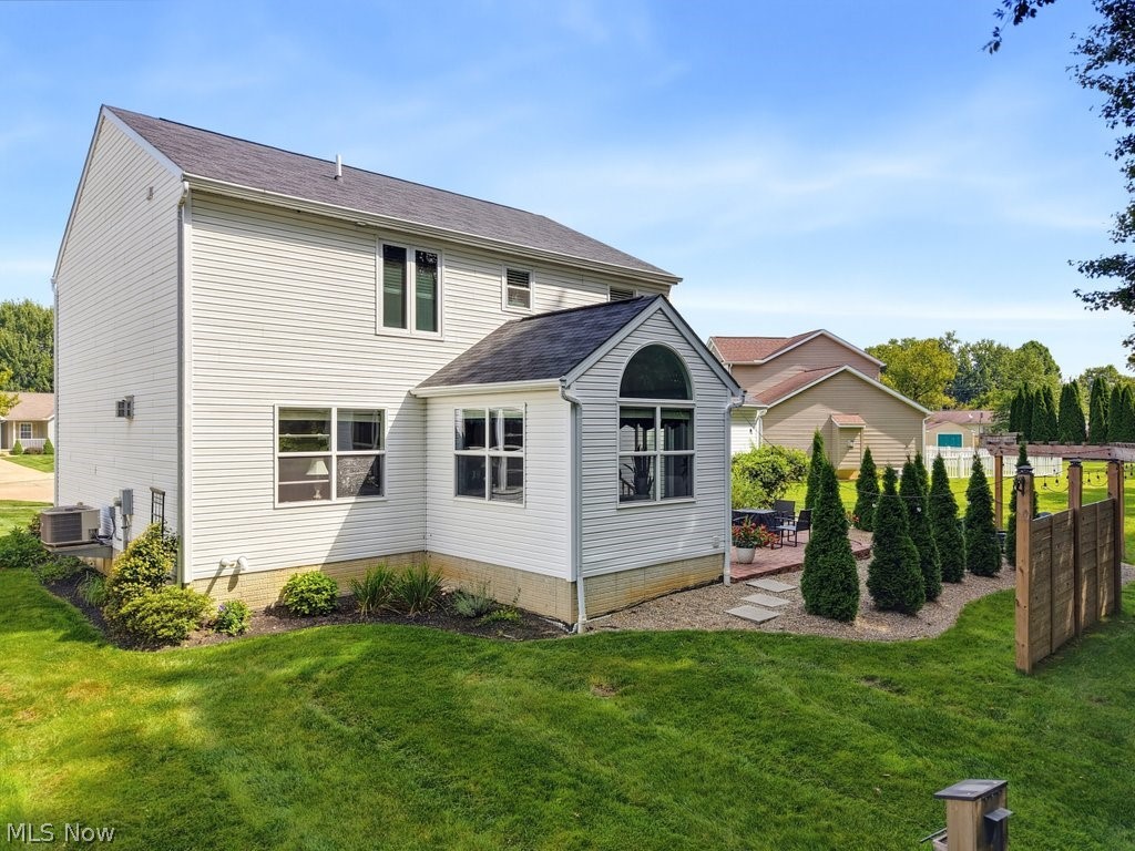 851 Susan Road Ravenna OH 44266