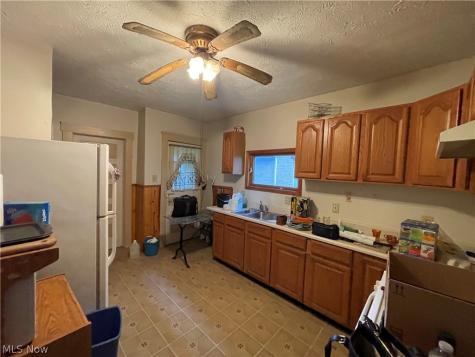 3618 Daisy Avenue Cleveland OH 44109