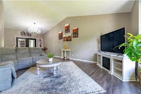 1870 Stoner Avenue NE Massillon OH 44646