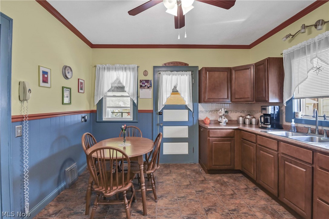 6611 Fleet Avenue Cleveland OH 44105