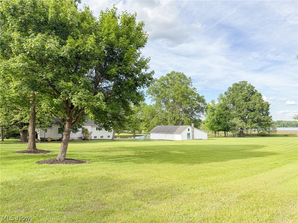 13307 Market Street North Lima OH 44452