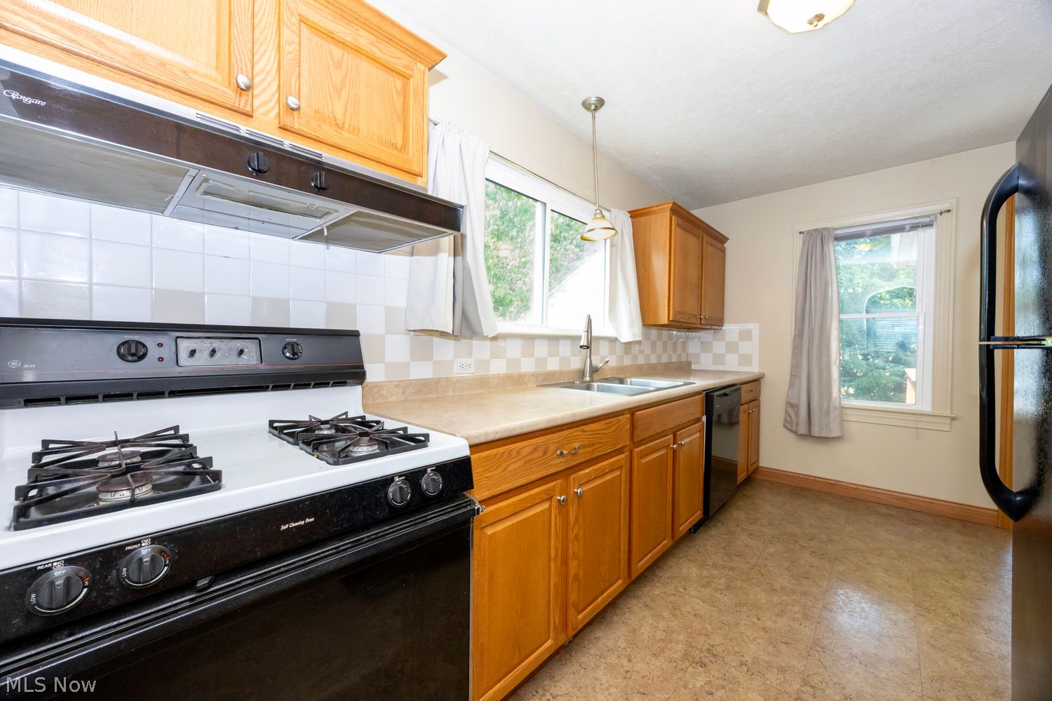 742 Mckinley Street Wooster OH 44691