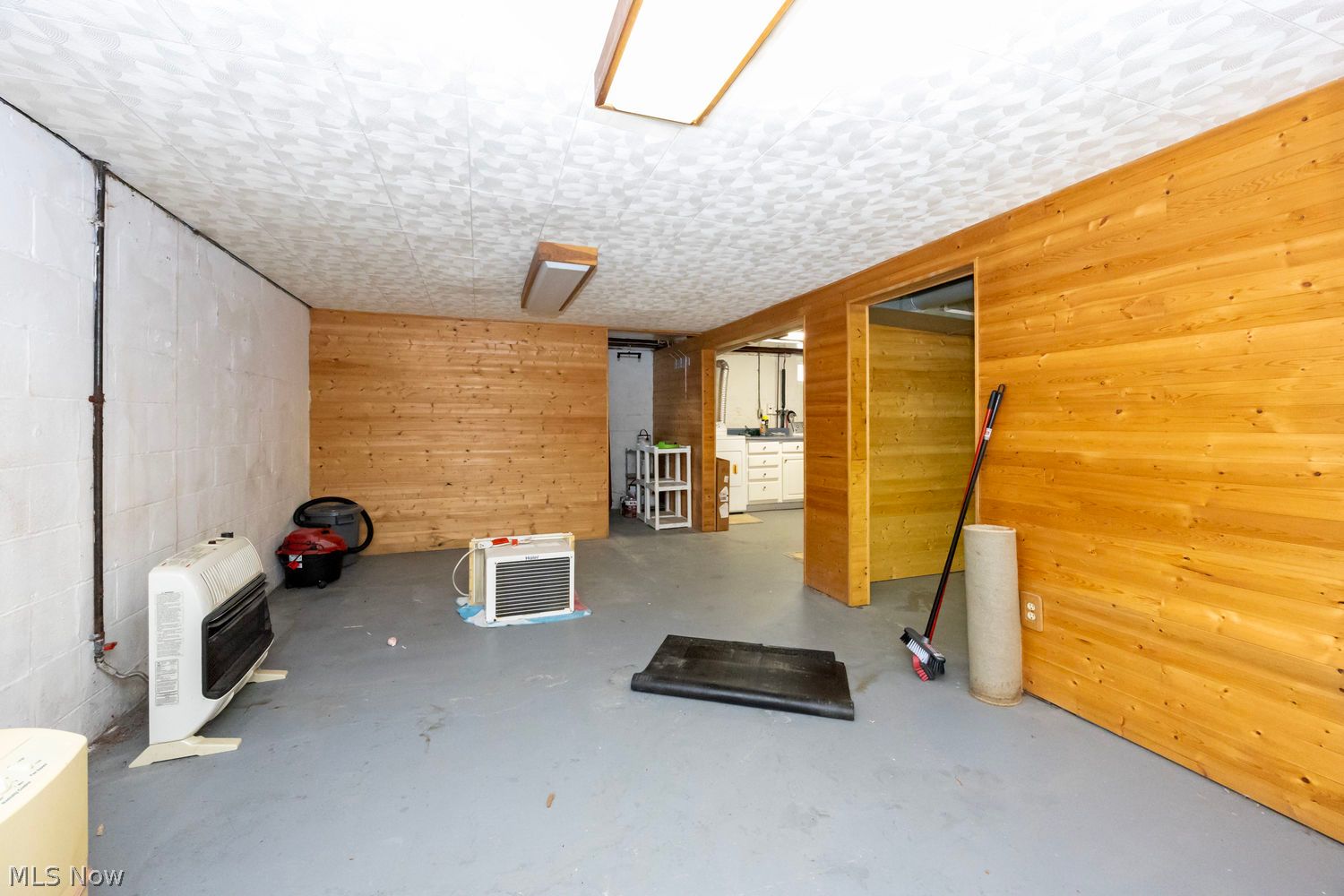 742 Mckinley Street Wooster OH 44691