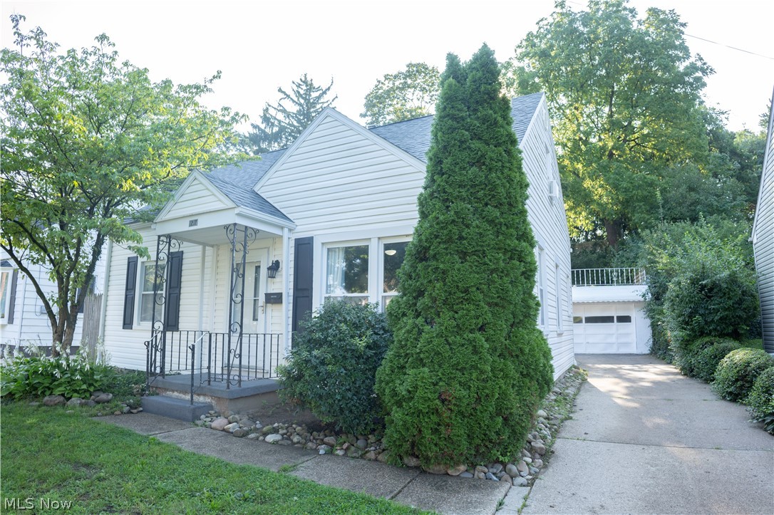 1217 Gorge Boulevard Akron OH 44310