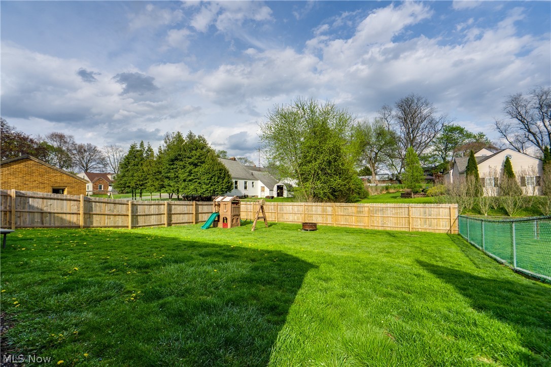 144 Perry Drive NW Canton OH 44708