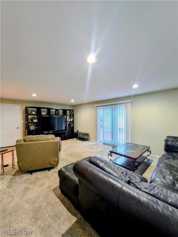 19219 Lomond Boulevard Shaker Heights OH 44122