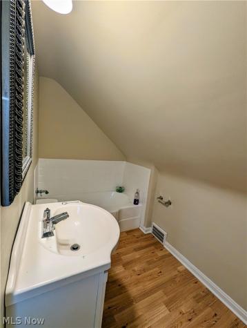 19219 Lomond Boulevard Shaker Heights OH 44122