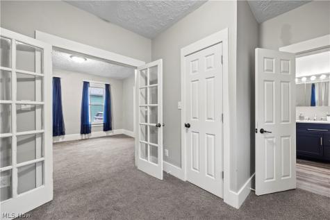 1533 Clinton Street Sandusky OH 44870
