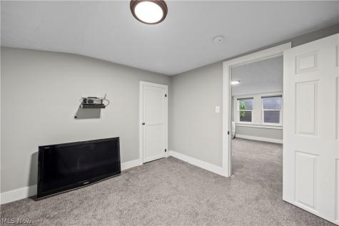 1533 Clinton Street Sandusky OH 44870