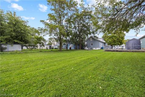 1533 Clinton Street Sandusky OH 44870