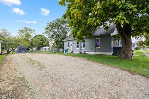 1533 Clinton Street Sandusky OH 44870