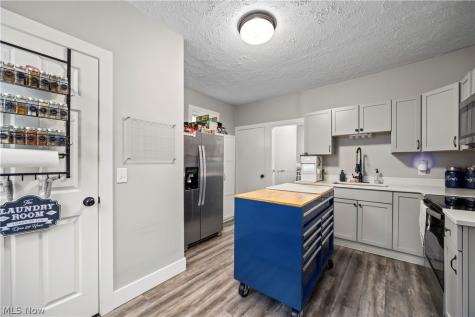 1533 Clinton Street Sandusky OH 44870