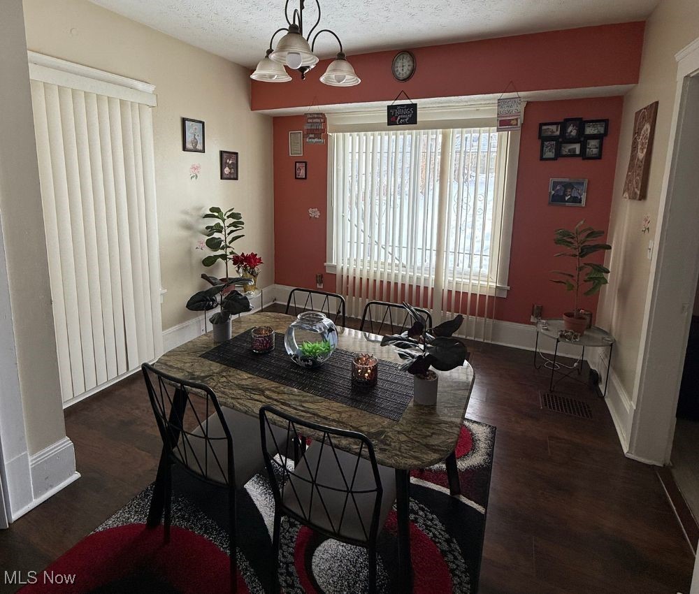 3216 W 95th Street Cleveland OH 44102