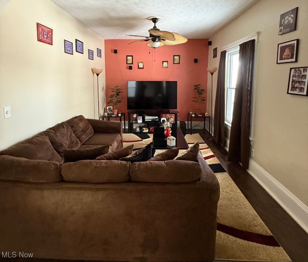 3216 W 95th Street Cleveland OH 44102