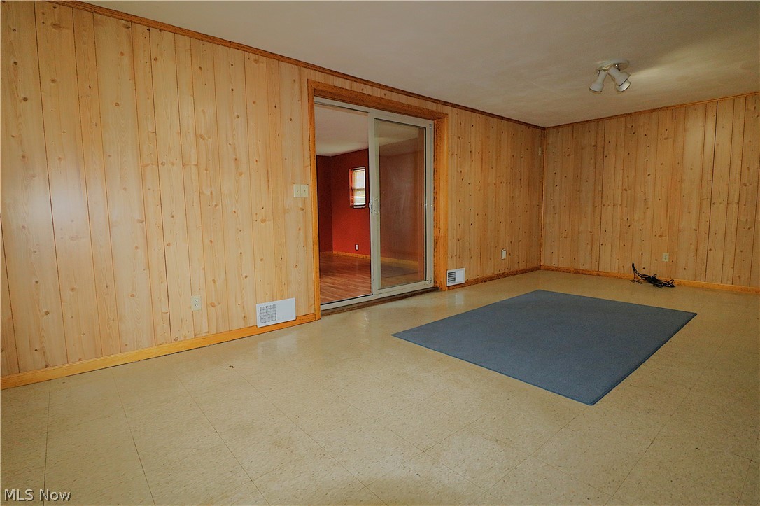 19 Greenwich Milan Townline Road N North Fairfield OH 44855