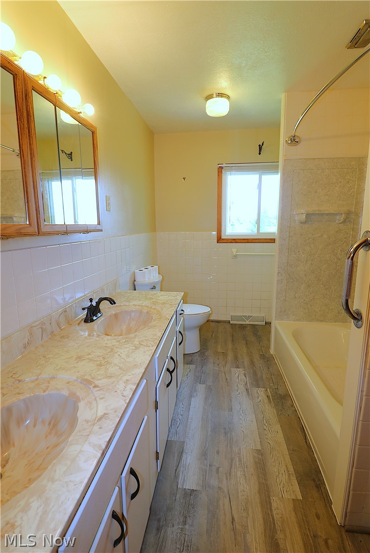 19 Greenwich Milan Townline Road N North Fairfield OH 44855