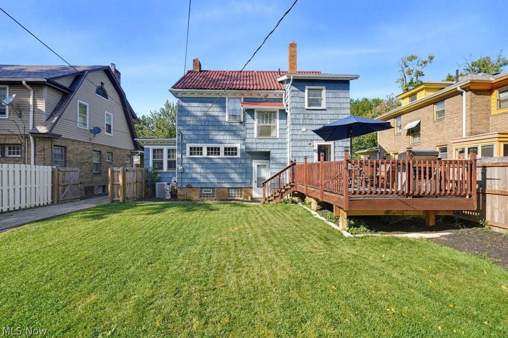 16203 Lucille Avenue Cleveland OH 44111