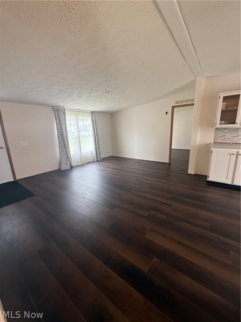 6815 Whitetail Drive Dennison OH 44621