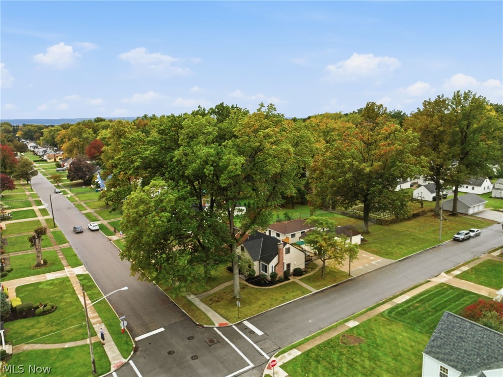 3994 W 227th Street Fairview Park OH 44126
