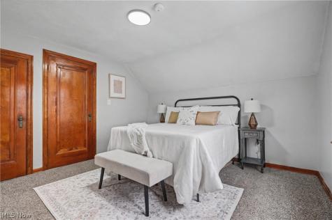 86 Southeast Avenue Tallmadge OH 44278