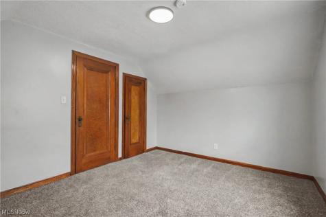 86 Southeast Avenue Tallmadge OH 44278