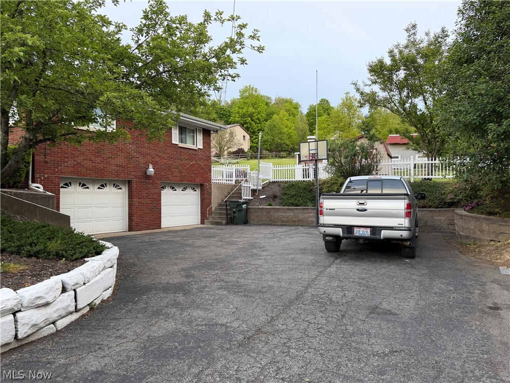 54599 Colerain Pike Martins Ferry OH 43935
