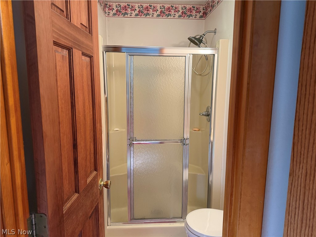 54599 Colerain Pike Martins Ferry OH 43935