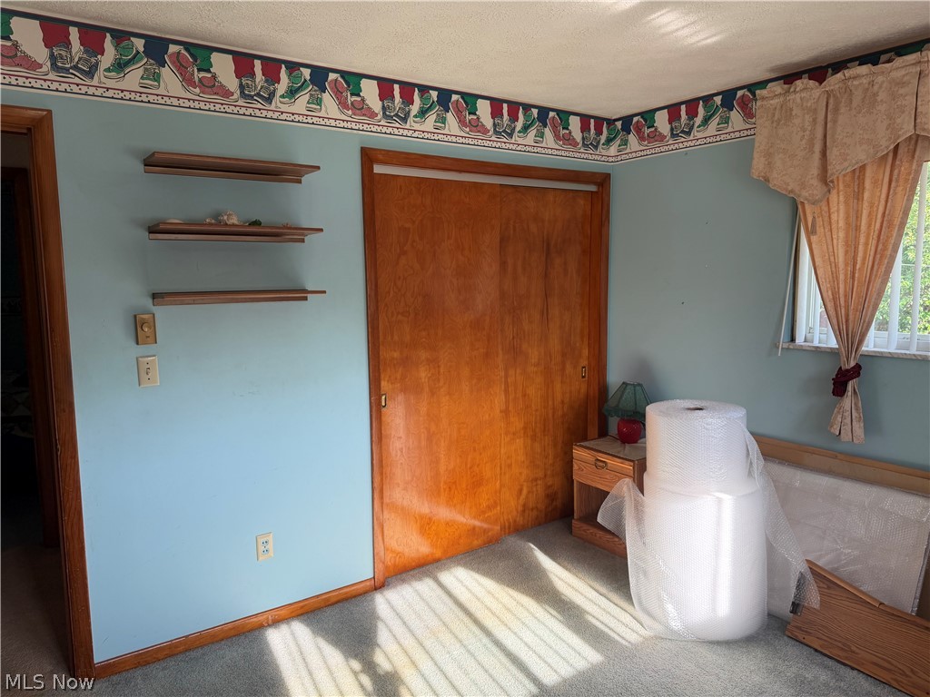 54599 Colerain Pike Martins Ferry OH 43935