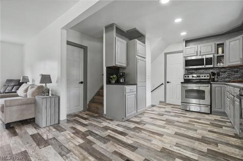 158 Van Evera Road Tallmadge OH 44278