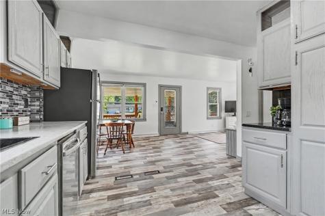 158 Van Evera Road Tallmadge OH 44278