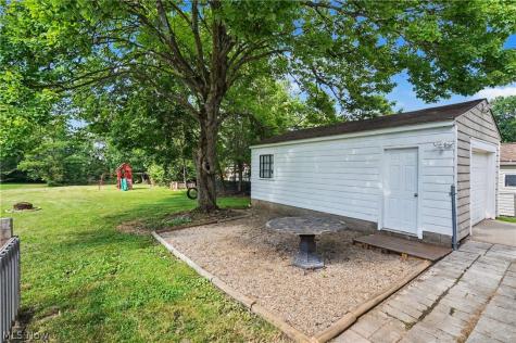 158 Van Evera Road Tallmadge OH 44278