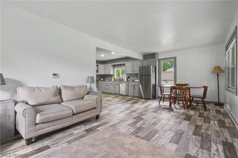 158 Van Evera Road Tallmadge OH 44278