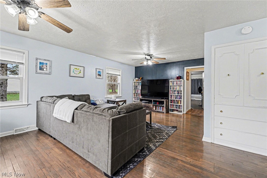7714 Hopkins Road Mentor OH 44060