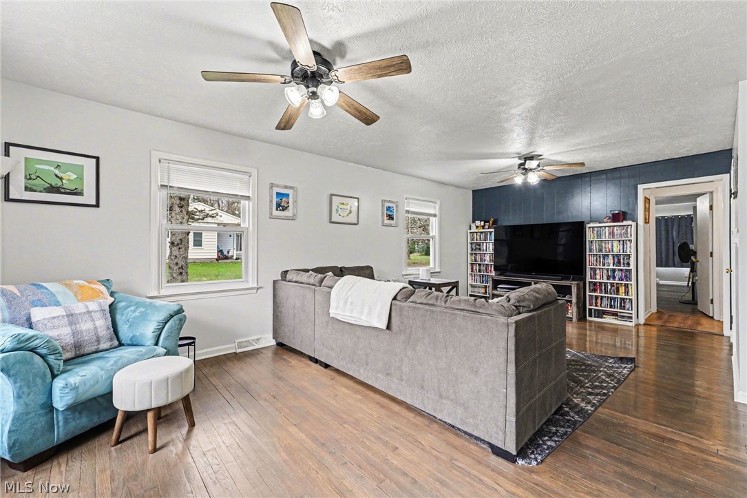 7714 Hopkins Road Mentor OH 44060