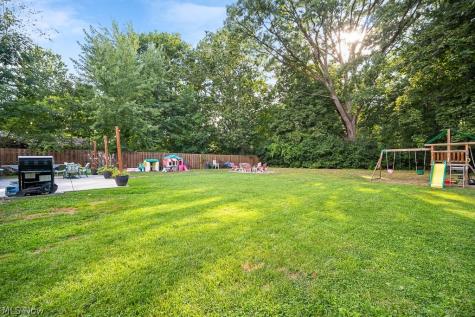 546 Woodmere Drive Berea OH 44017