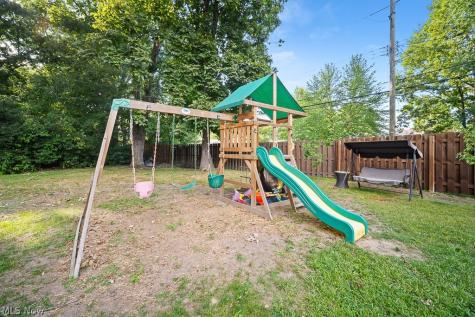 546 Woodmere Drive Berea OH 44017