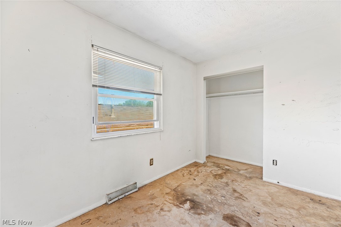 152 Kreiner Avenue Akron OH 44312