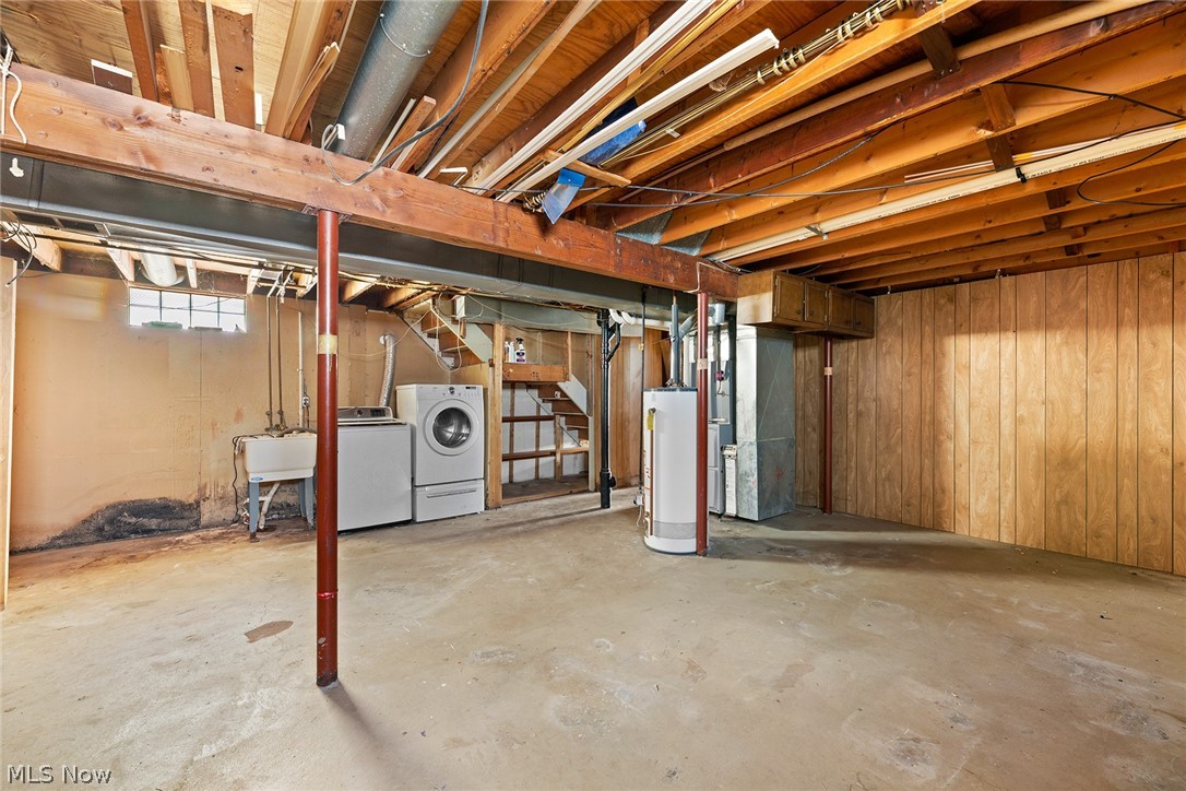 152 Kreiner Avenue Akron OH 44312