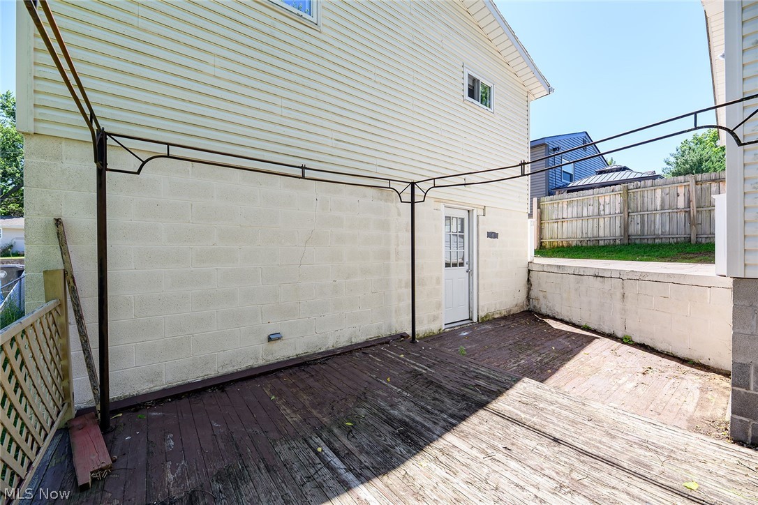 152 Kreiner Avenue Akron OH 44312