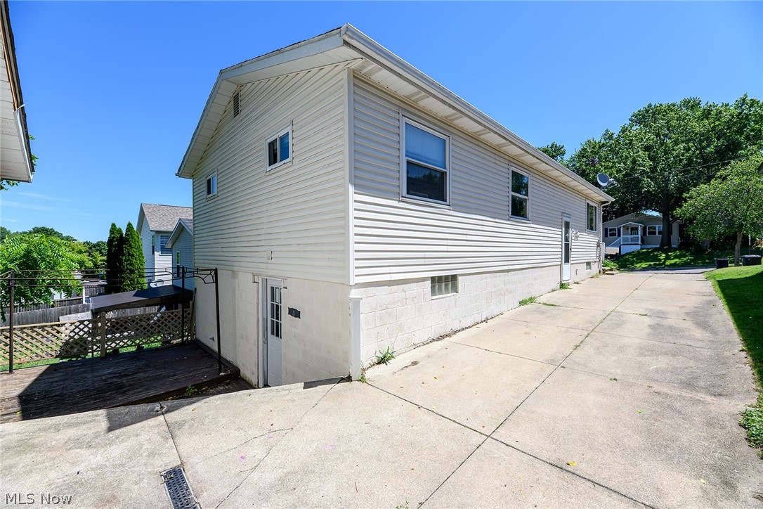 152 Kreiner Avenue Akron OH 44312