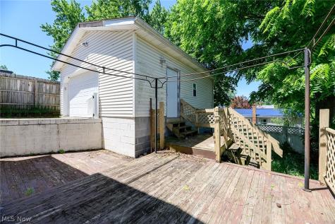 152 Kreiner Avenue Akron OH 44312