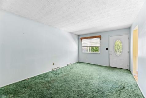152 Kreiner Avenue Akron OH 44312