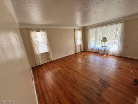 79 Willard Avenue Bedford OH 44146
