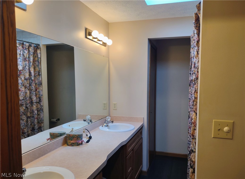3842 Park Ridge Drive Green OH 44685