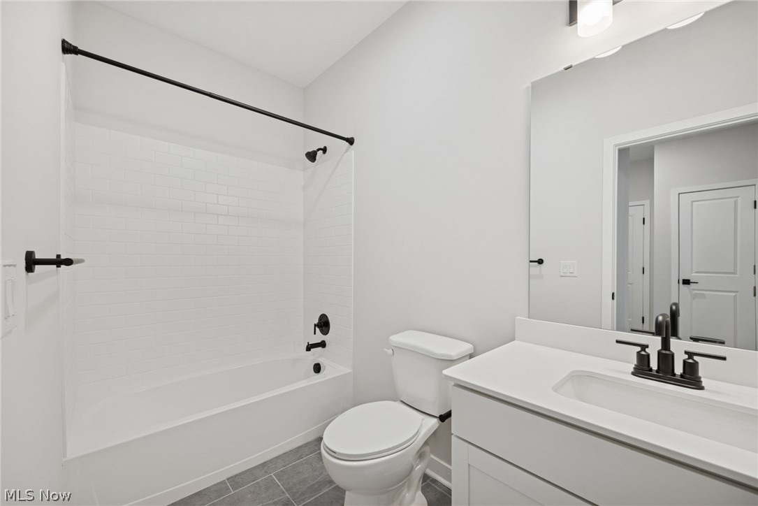 2164 Myla Way Amherst OH 44001