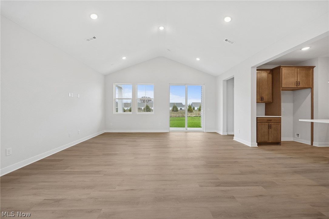 2164 Myla Way Amherst OH 44001