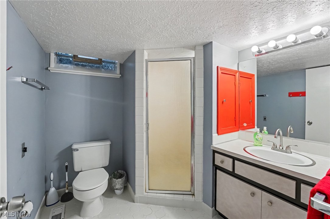 168 Orchard Hill Drive Amherst OH 44001