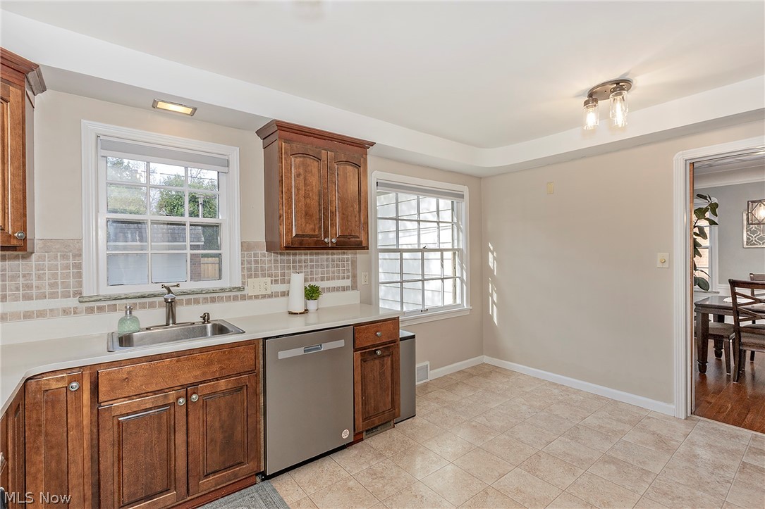 3874 Grenville Road University Heights OH 44118