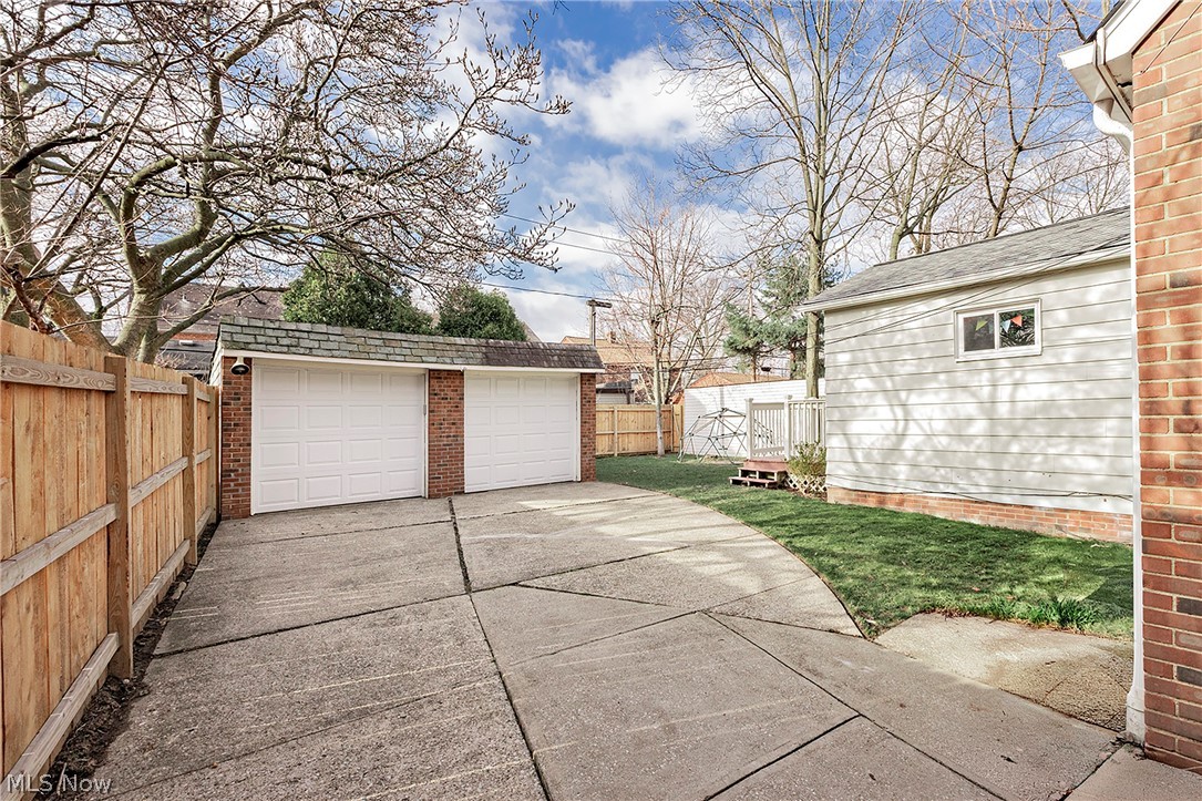 3874 Grenville Road University Heights OH 44118